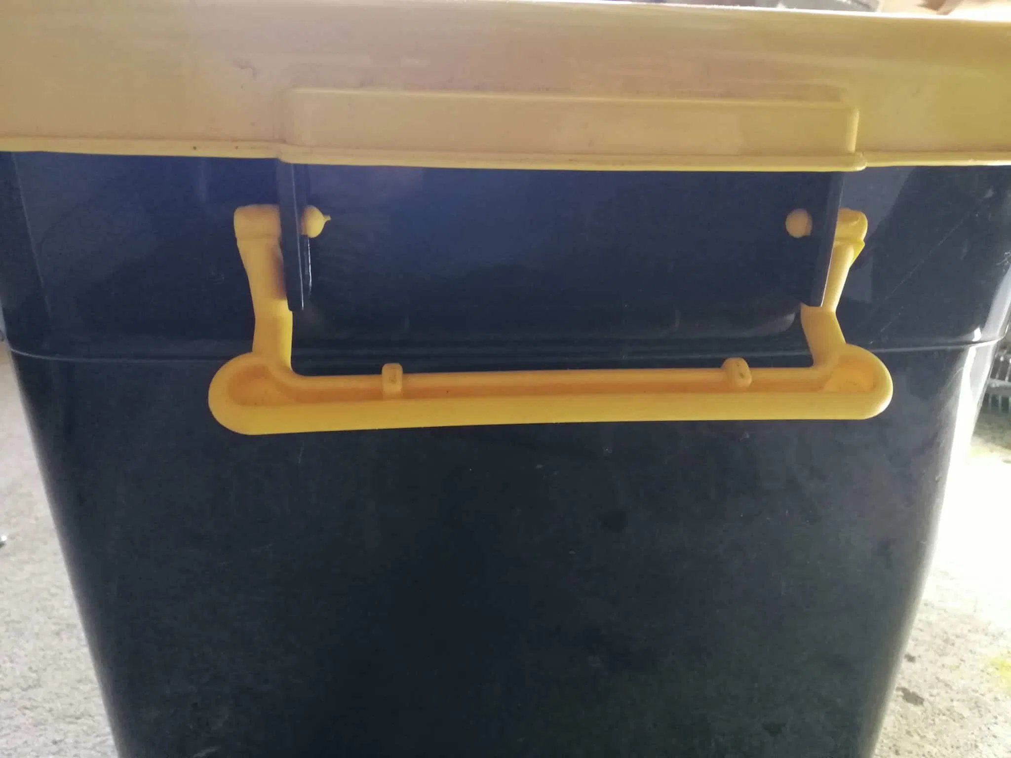 Plastic handles on storage boxes that can break more easily